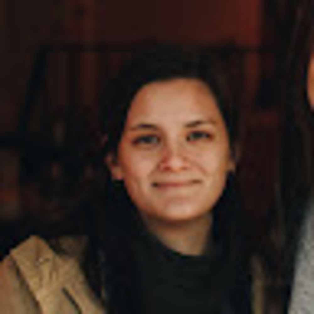 Meet your Posher, Lydia